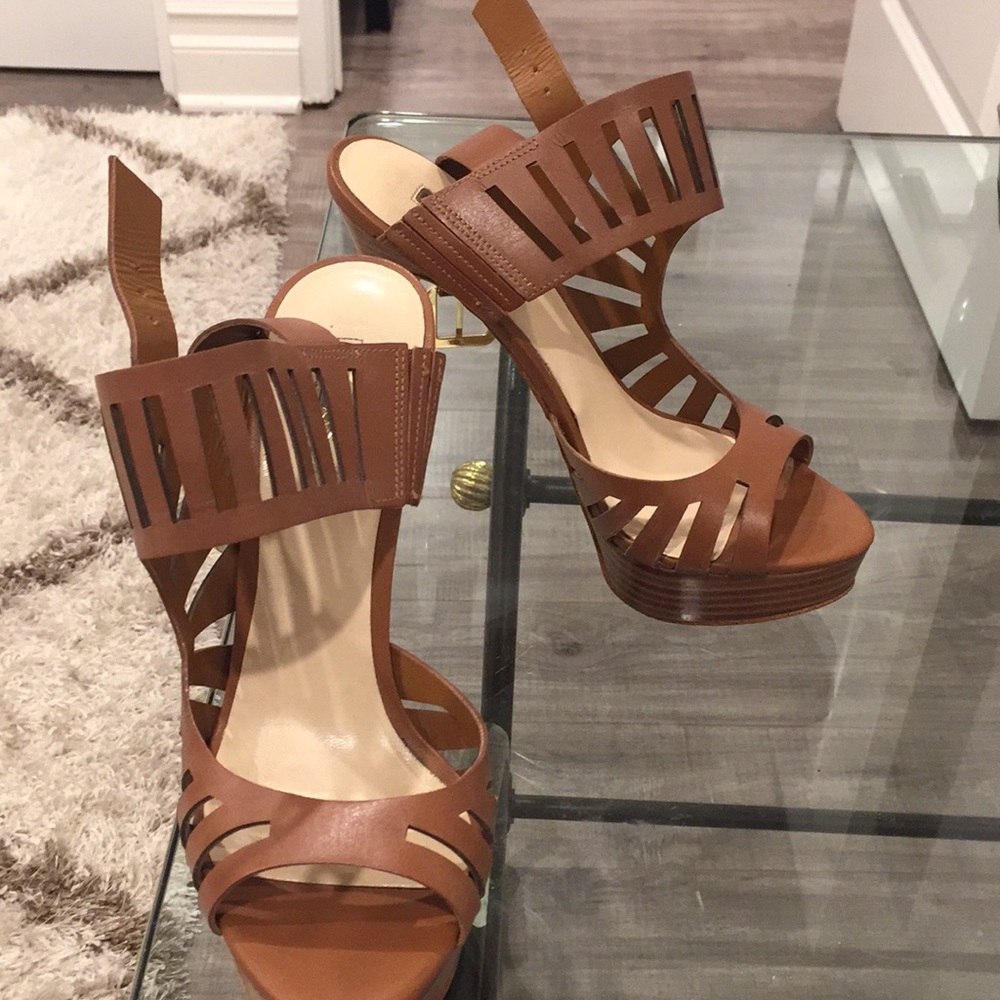 Brown Guess sandals